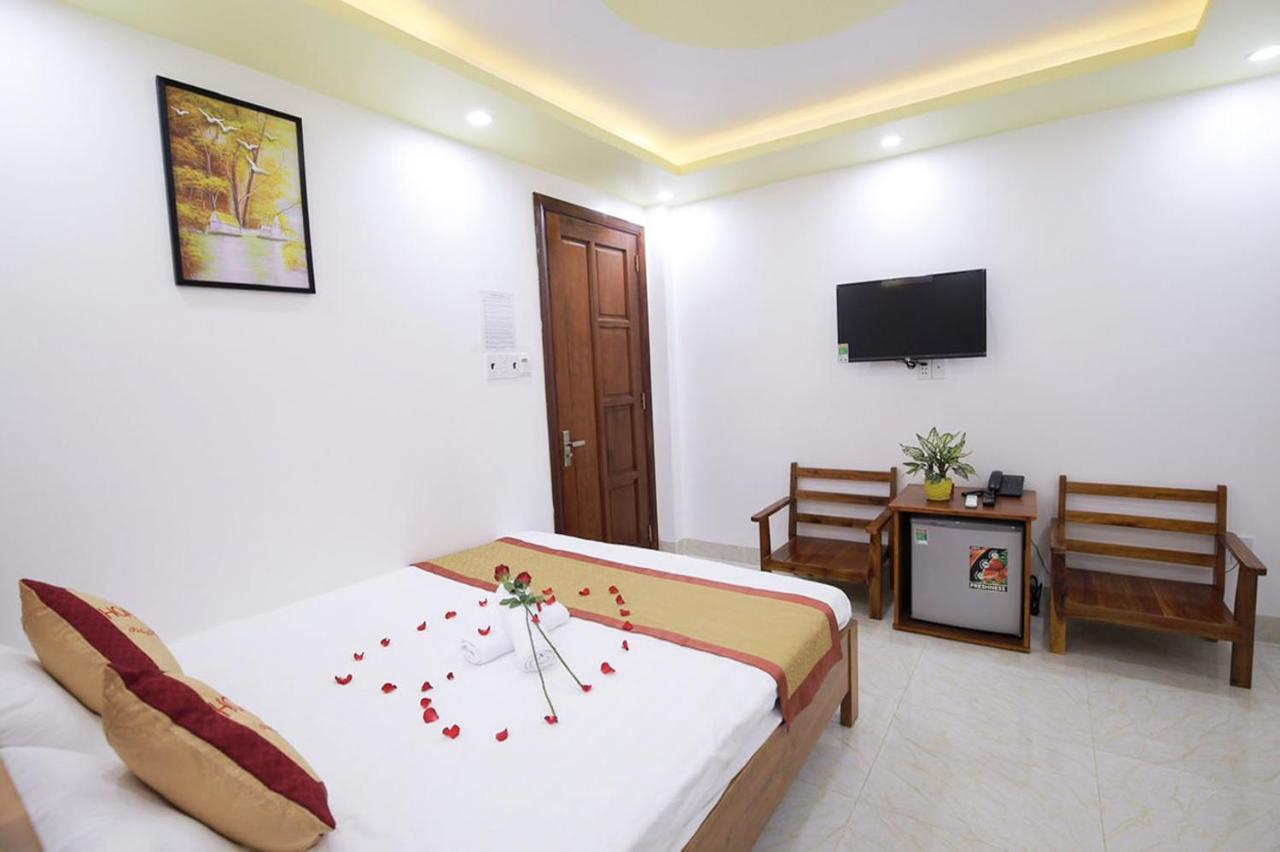Chi Khu Co Ong Hoa Anh Dao Motel מראה חיצוני תמונה